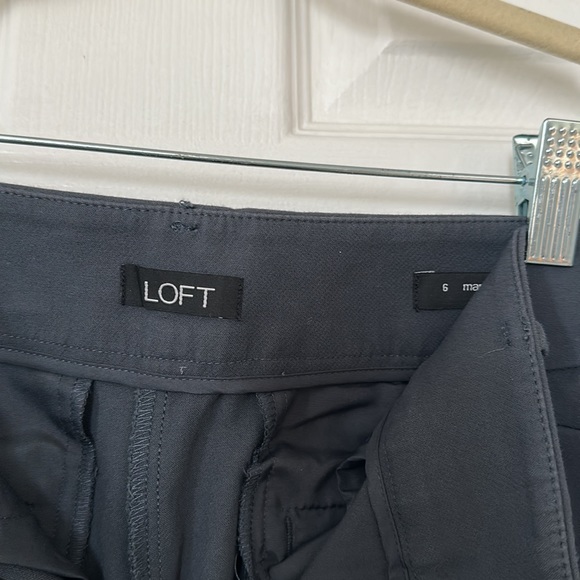 LOFT cropped grey slacks size 6 - Picture 4 of 4